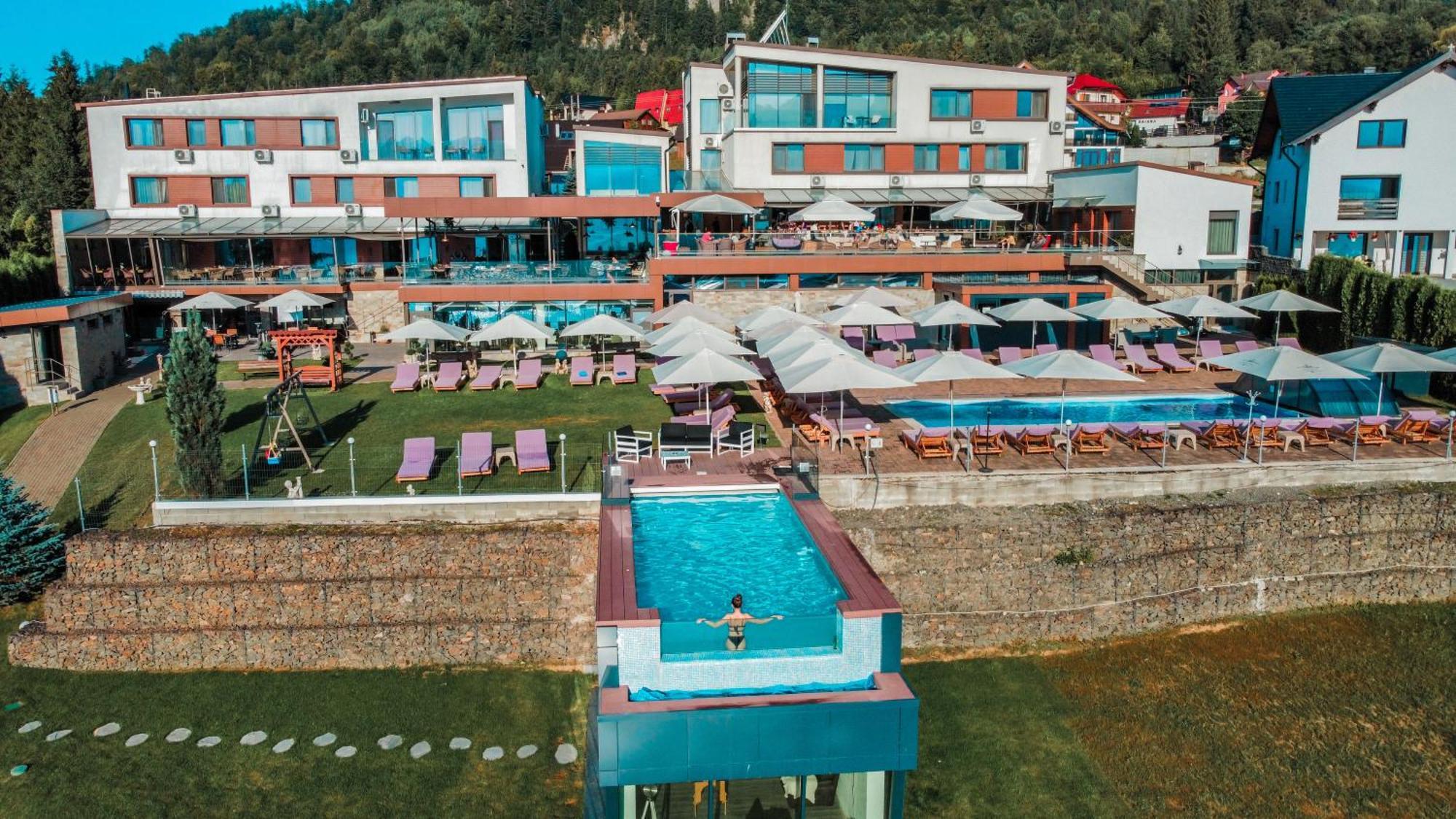 Hotel Roser House Boutique - Pe Malul Lacului Colibita Exterior photo